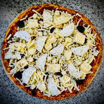 pizza-fromagere-base tomate pizza fromavgere base tomate distributeur a pizzas clermont l Herault 34800